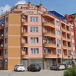 Apartments Georgos