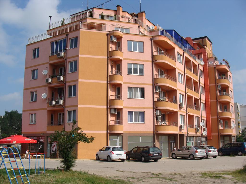Georgos Apartemen